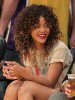 cos-rihanna-curly-hair-0112-de.jpeg